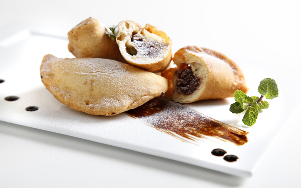 Christmas panzerotti from Basilicata with reduction of Olitalia “5 Grappoli” I.G.P. balsamic vinegar of Modena 1