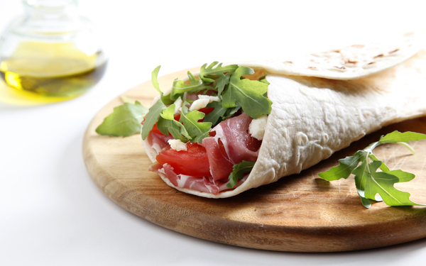 Piadina s Olitalia 100% italijanskim ekstra devičanskim maslinovim uljem 1