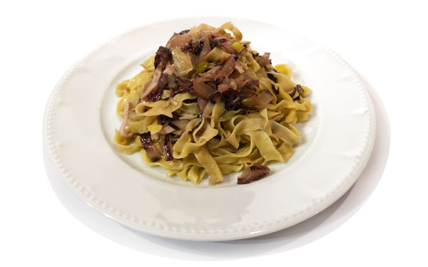 Tagliatelle al radicchio e prosciutto con Olio Extra Vergine di Oliva I Dedicati Speciale per Pasta Olitalia 1